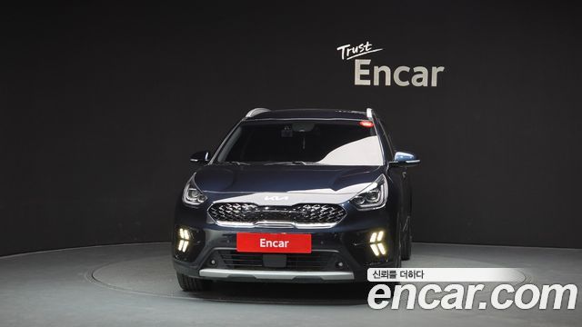Kia Niro Новый 1.6 HEV Signature - фото 2