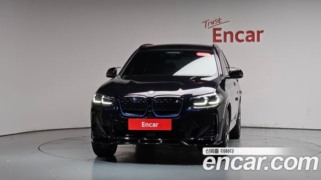 BMW iX3 M Sports - фото 1