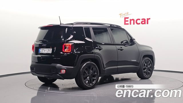 Jeep Renegade 1.3 Limited - фото 0