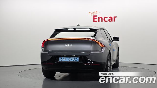 Kia EV6 Long Range Earth - фото 3