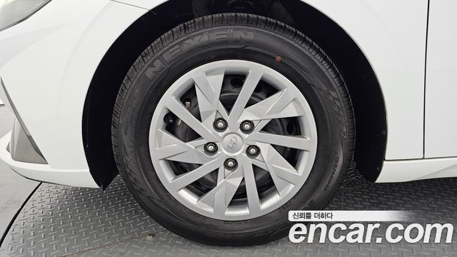 Hyundai Avante CN7 1.6 Smart - фото 4