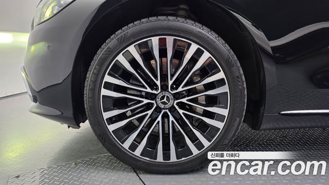 Mercedes-Benz S-Class W223 S580L 4MATIC - фото 4