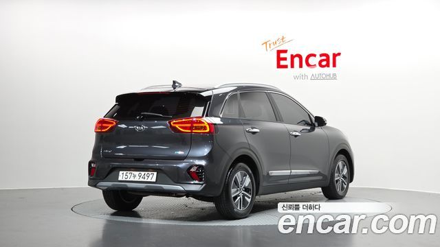 Kia Niro Новый 1.6 HEV Prestige - фото 1