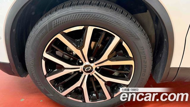 Renault Samsung QM6 Новый 2.0 GDe RE Signature 2WD - фото 1