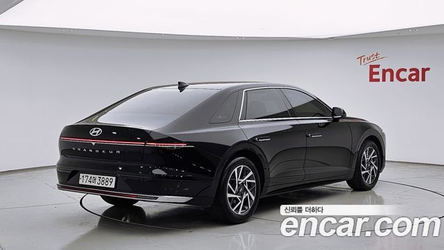 Hyundai Grandeur GN7, гибрид Premium - фото 1