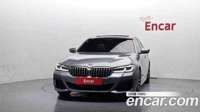 BMW 5-Series G30 520i M Sport - фото 2