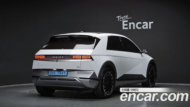 Hyundai Ioniq5 Long Range AWD Prestige - фото 1