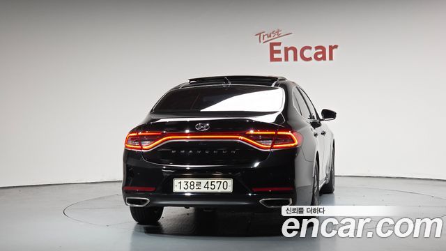 Hyundai Grandeur IG 2.4 Premium - фото 2