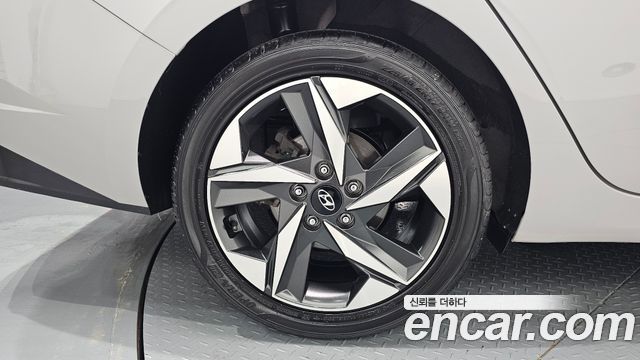 Hyundai Avante CN7 1.6 Inspiration - фото 4