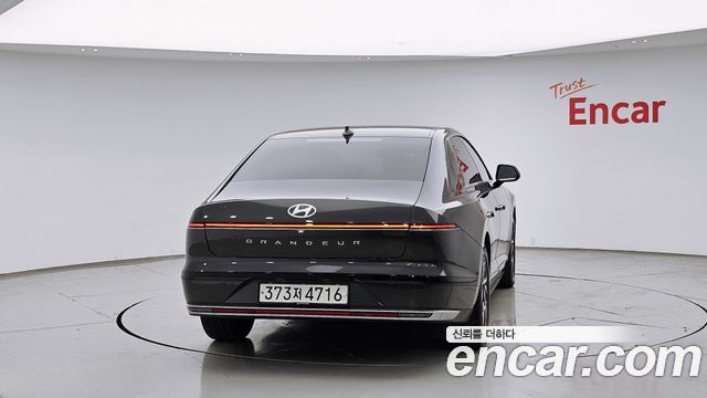 Hyundai Grandeur GN7, гибрид Premium - фото 3