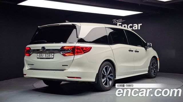Honda Odyssey 3.5 5th - фото 1