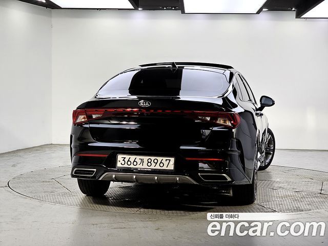 Kia K5 3-го поколения 2.0 Prestige - фото 2