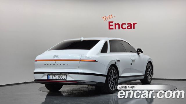 Hyundai Grandeur GN7, гибрид Exclusive - фото 1