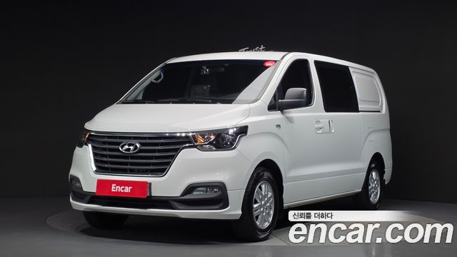 Hyundai Starex Новый Van 5-Seater Modern - фото 0