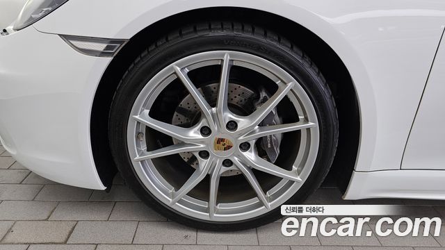 Porsche 718 2.0 - фото 4