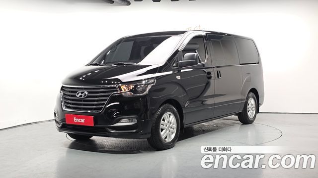 Hyundai Starex Новый Van 5-Seater Modern - фото 0