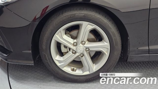 Hyundai Sonata 2.0 Smart Spicial - фото 4