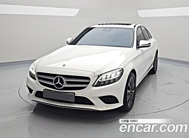 Mercedes-Benz C-Class W205 C200 - фото 0