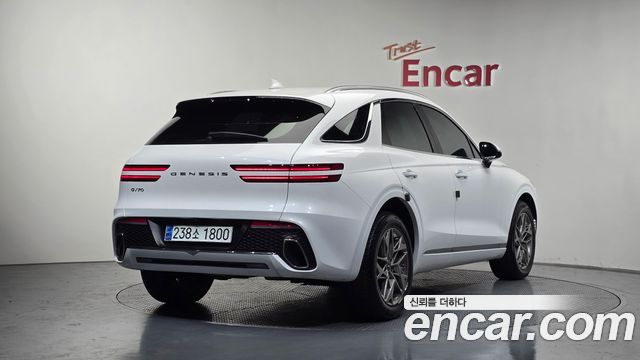 Genesis GV70 2.5T Gasoline 2WD - фото 0