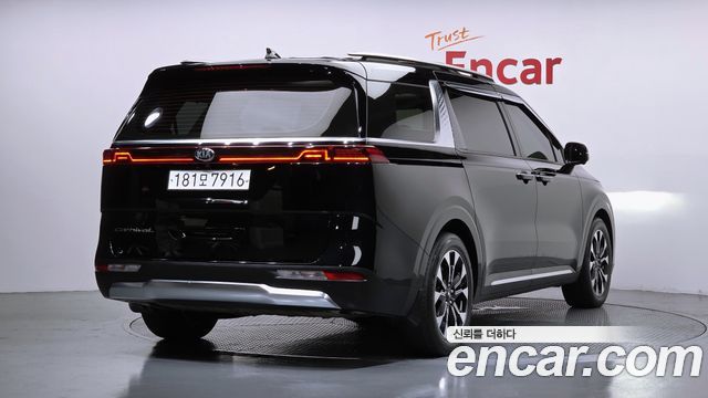 Kia Carnival 4-го поколения 9-Seater Noblesse - фото 1
