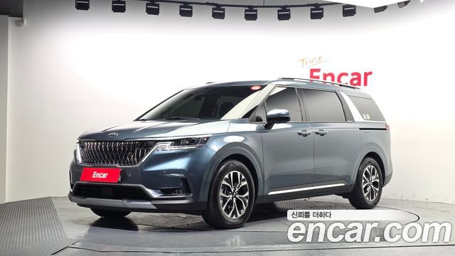 Kia Carnival 4-го поколения 9-Seater Noblesse - фото 0