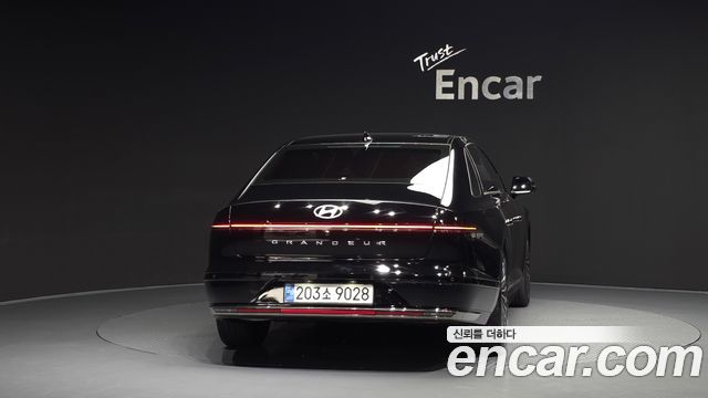 Hyundai Grandeur GN7 2,5 Gasoline 2WD Calligraphy - фото 3