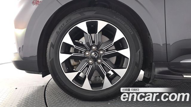 Kia Carnival 4-го поколения 9-Seater Signature - фото 3