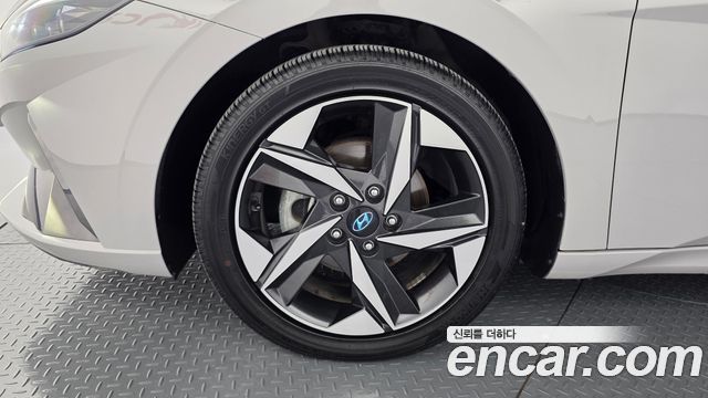 Hyundai Avante CN7 1.6 Inspiration - фото 3