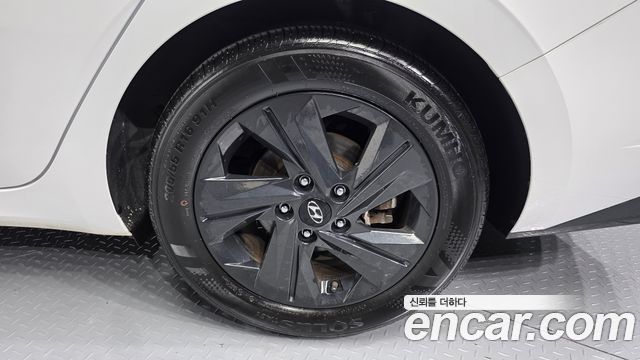Hyundai Avante CN7, гибрид Smart - фото 4