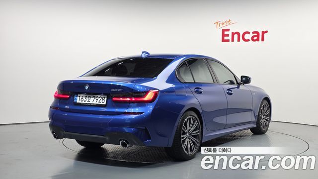 BMW 3-Series G20 320i M Sport - фото 1