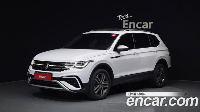 Volkswagen Tiguan 2.0 TSI Prestige - фото 0