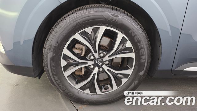 Kia Carnival 4-го поколения 9-Seater Noblesse - фото 4