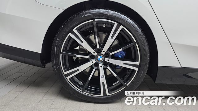 BMW 5-Series G60 530i xDrive M Sport - фото 4