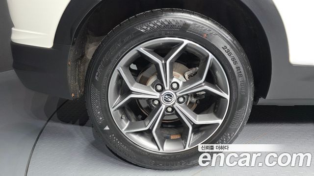 SsangYong Korando Gasoline 1.5 2WD C5 Plus - фото 4
