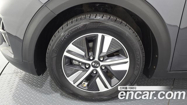 Kia Niro Новый 1.6 HEV Noblesse Special - фото 4