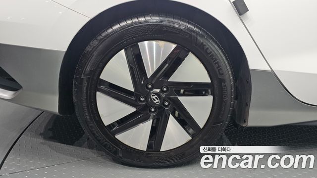 Hyundai Ioniq6 Long Range Exclusive - фото 4