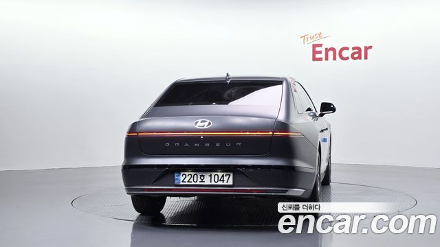 Hyundai Grandeur GN7, гибрид Premium - фото 3