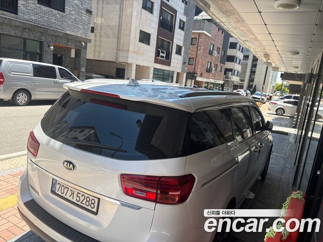 Kia Carnival Новый 11-Seater Prestige - фото 4