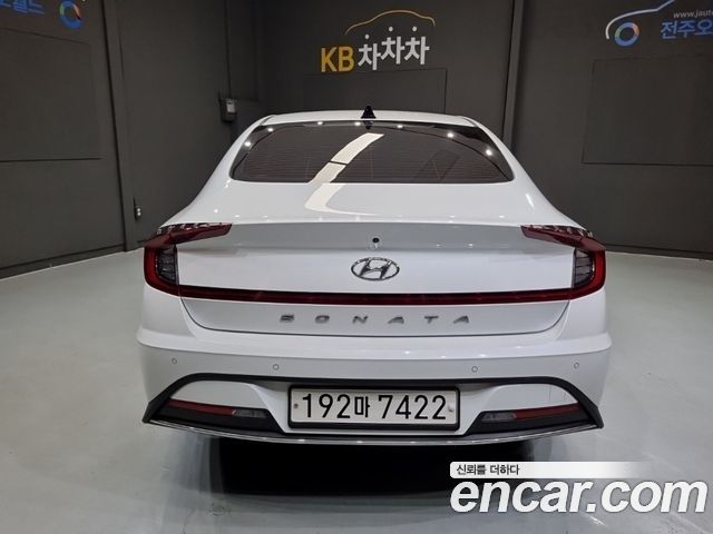 Hyundai Sonata DN8 2.0 Premium Family - фото 3