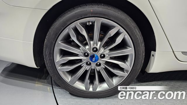 Kia K7 Premier 3.0 GDI Signature - фото 4