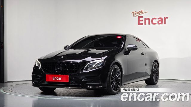 Mercedes-Benz E-Class W213 E220d Coupe - фото 0
