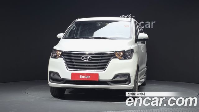 Hyundai Starex Новый 4WD Urban 9-Seater Premium Special - фото 2