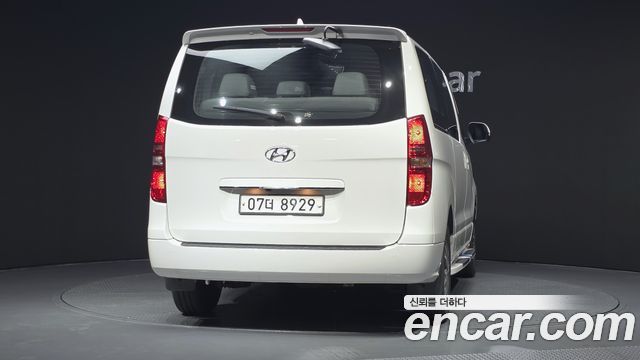 Hyundai Starex Новый 4WD Urban 9-Seater Premium Special - фото 3