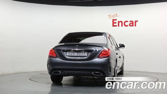 Mercedes-Benz C-Class W205 C250 d 4MATIC - фото 3