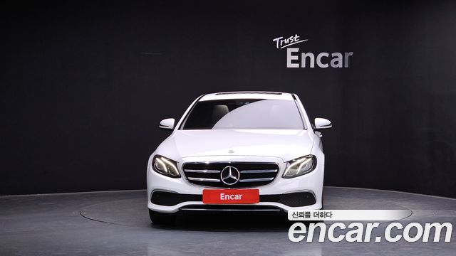 Mercedes-Benz E-Class W213 E250 Avantgarde - фото 2