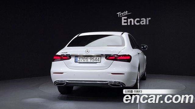 Mercedes-Benz E-Class W213 E250 Exclusive - фото 3