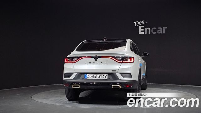 Renault Samsung Arkana 1.6 E-TECH Iconic Design Package - фото 3