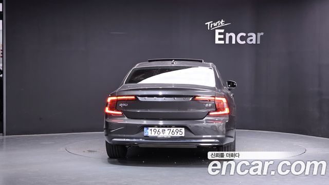 Volvo S90 B5 Ultra Bright - фото 3