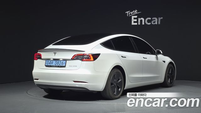 Tesla Model 3 Long Range AWD - фото 1