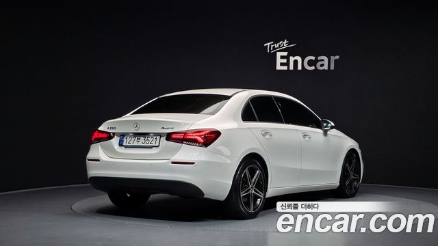 Mercedes-Benz A-Class W177 A250 4MATIC Sedan - фото 1